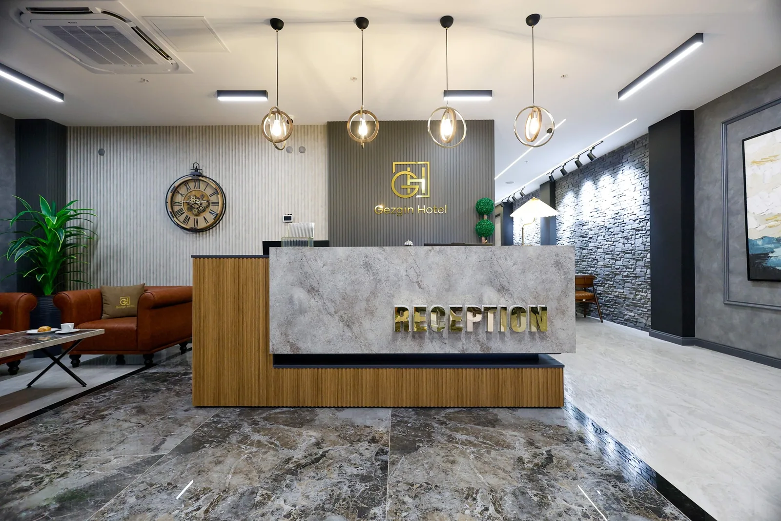 Gezgin Hotel resepsiyonu